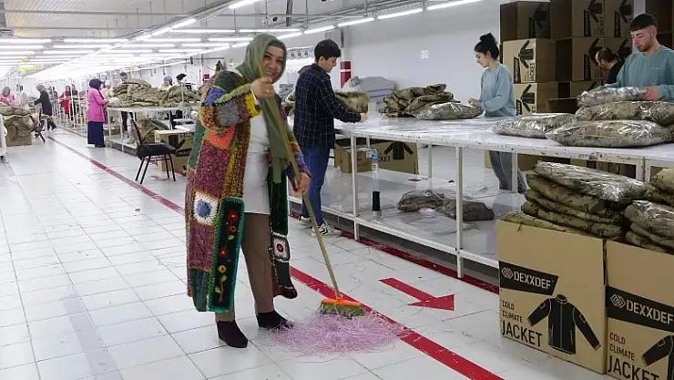 'Temizlikçi' olarak girdiği işletmenin patronu oldu, 320 kişi çalıştırıyor    