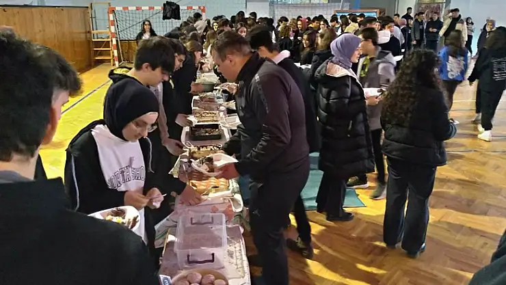 Öğrencilerden örnek davranış