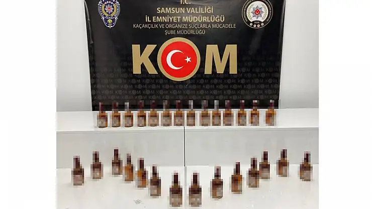 Samsun'da bir araçta sahte bandrollü içki ele geçirildi