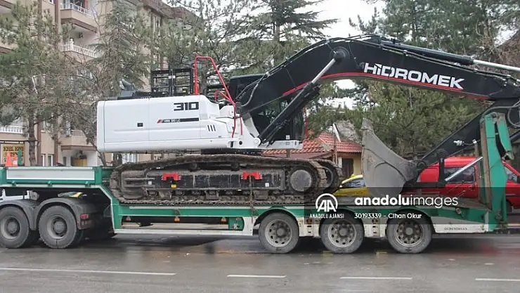 Samsun, Çankırı, Amasya, Sinop ve Kastamonu'dan deprem bölgesine destek