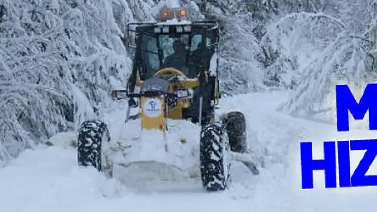 Tekkeköy'de karla mücadele hız kesmiyor