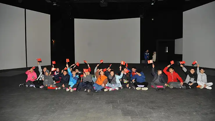 Samsun'da dijital gösteriyle tarih bilinci oluşturuluyor