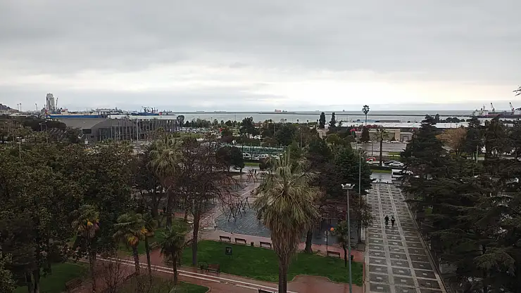 Samsun'da nisan yağmurları