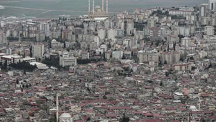 Kahramanmaraş'ta hasarsız ve az hasarlı binaların tamamına doğal gaz verildi