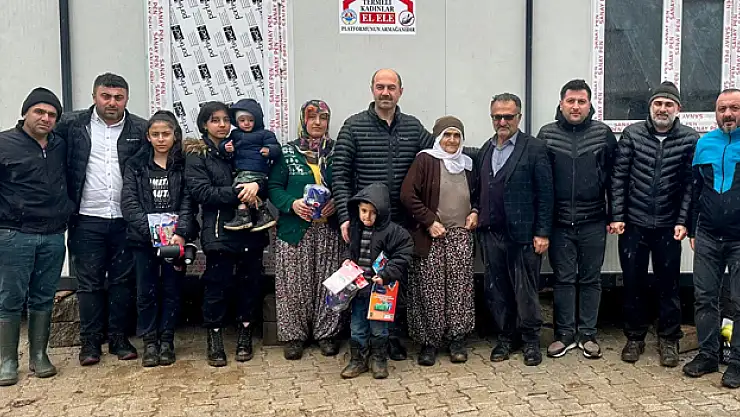 Termeli kadınlar kermes geliriyle konteyner bağışı yaptı