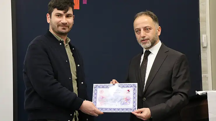 Depremzedelere ücretsiz konaklama sağlayan 60 işletmeye ödül