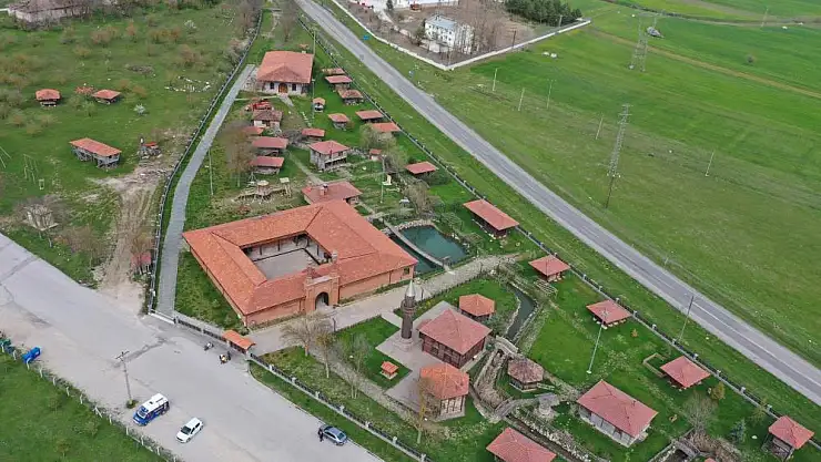 Dünya'da benzeri olmayan 'Ambarköy' ziyaretçilerini bekliyor