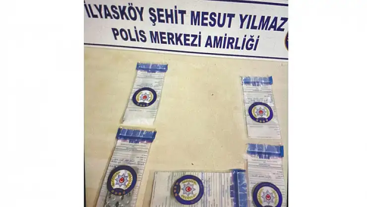 Polisin kovalamacasıyla yakalandı, üzerinden uyuşturucu çıktı