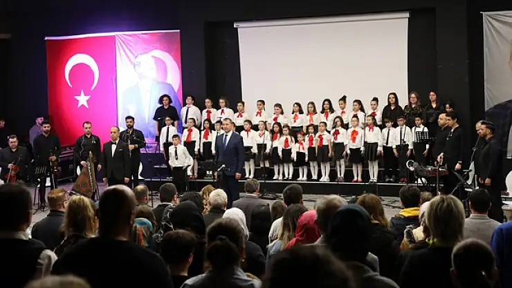 40 kişilik çocuk korosundan unutulmaz konser