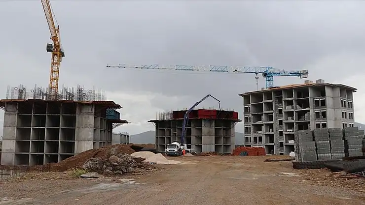 TOKİ'nin İslahiye'deki deprem konutları projesinde 5 blok tamamlanıyor