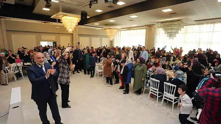 Sandıkçı: 'Erdoğan'ı yeniden Cumhurbaşkanı seçeceğiz'