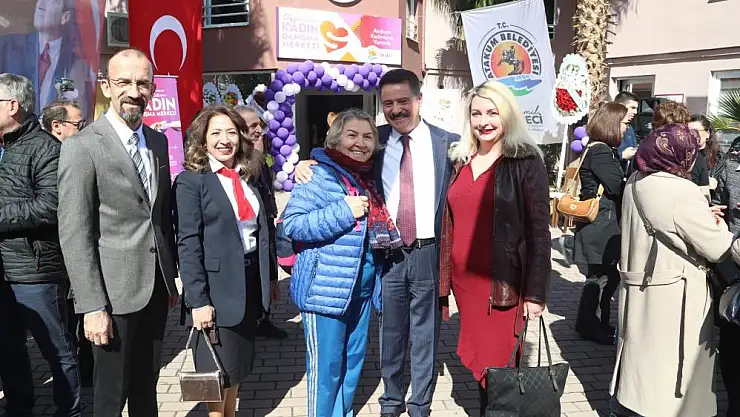 Atakum'da depremzede ailelere moral desteği