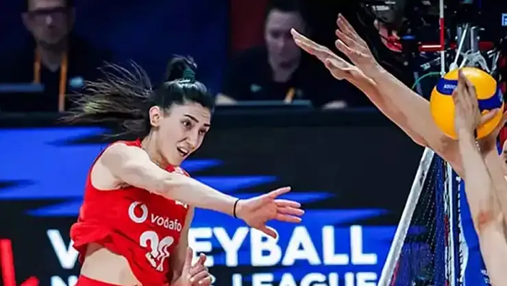 A Milli Kadın Voleybol Takımı, Sırbistan'a kaybetti