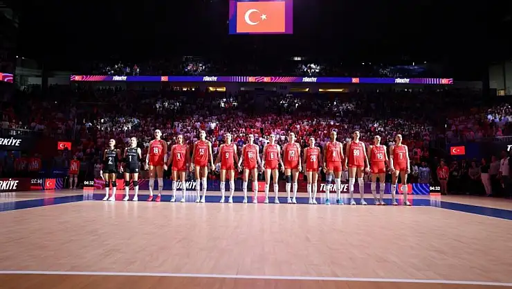 A Milli Kadın Voleybol Takımı, Polonya'ya gitti