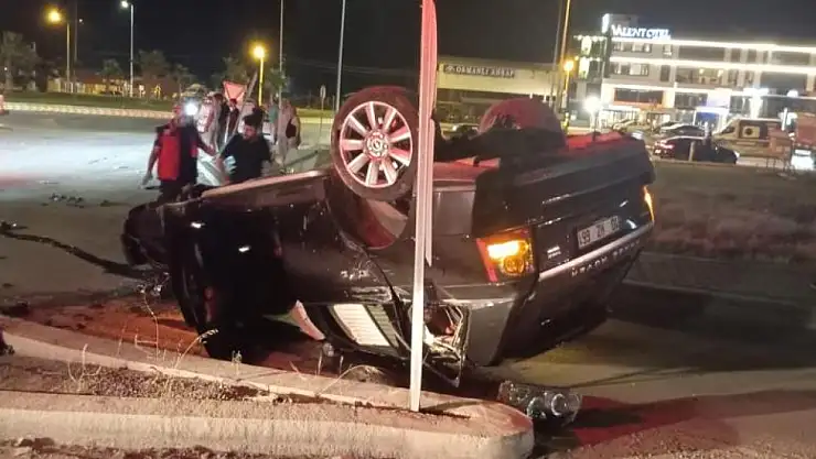 Akıllı kavşakta tek taraflı kaza : 2 yaralı