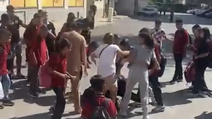 Akran şiddeti kamerada