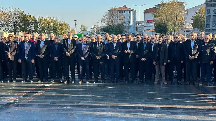 Alaçam'da 10 Kasım töreni