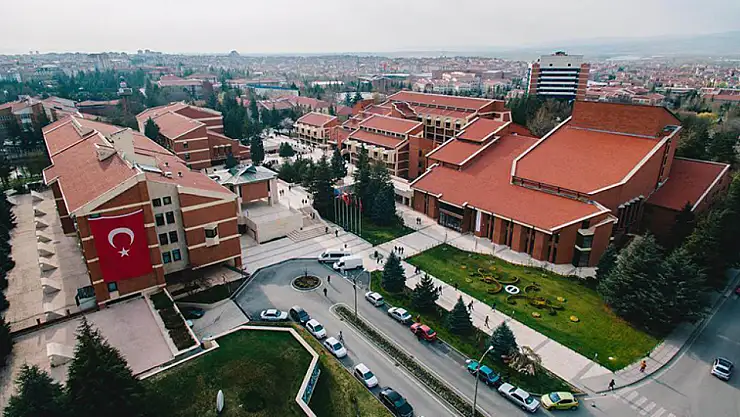 Anadolu Üniversitesi Tercih Listelerinin Başında