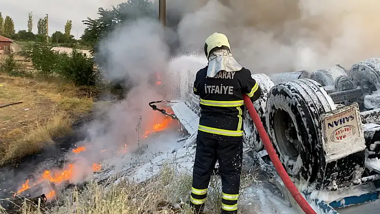 Antifriz yüklü tır şarampole devrildi