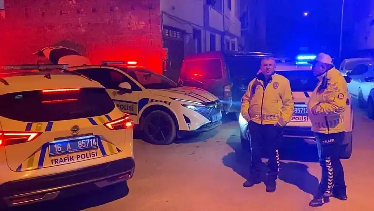 Araçtan 20 göçmen çıktı