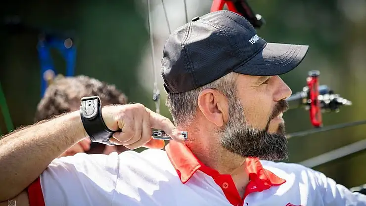 Ay-Yıldız için ok atacak