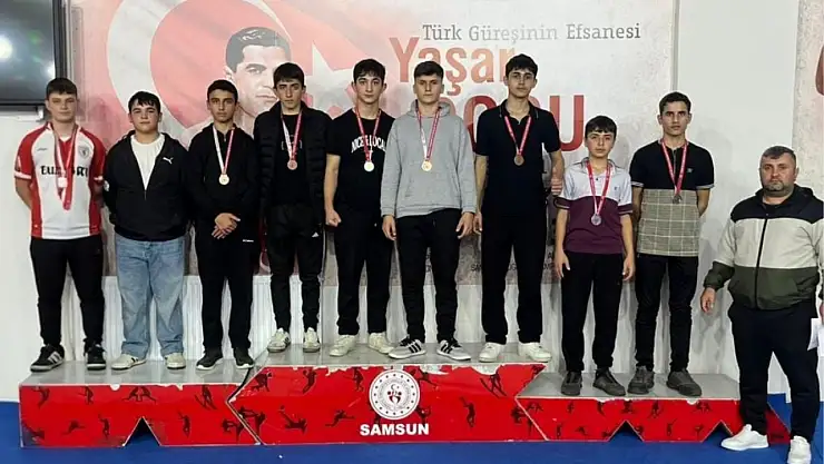 Ayvacık'ta Güreşin Altın Nesli Yetişiyor