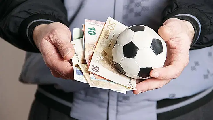 Bahis oynayan futbolcular açıklandı!