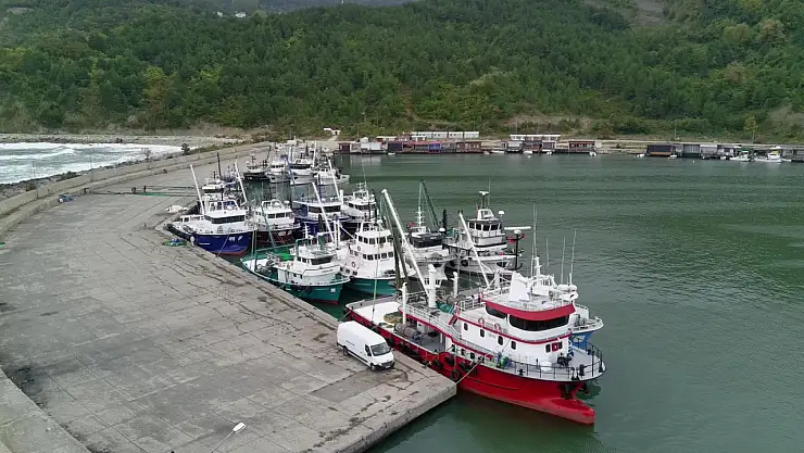 Balıkçılar denize açılamadı