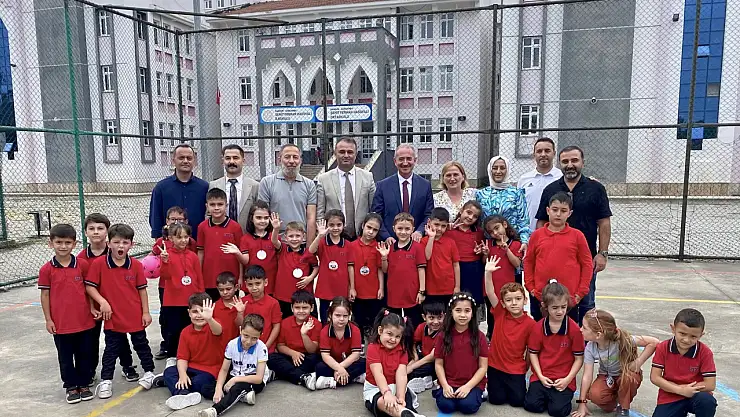 Başkan Dündar öğrencilerle buluştu