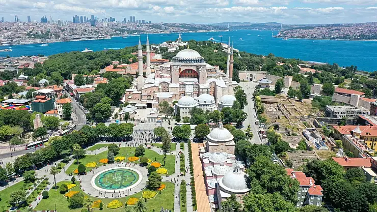 Başkan İhsan Kurnaz: 'İstanbul'un Fethi Gibi Değerli'