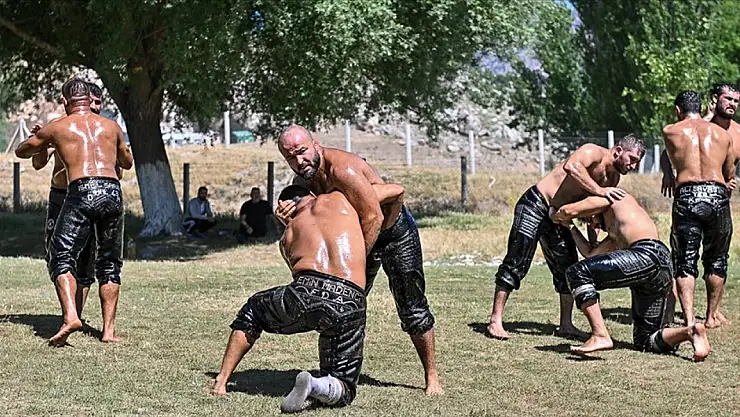 Başpehlivan Orhan Okulu'nun hedefi altın kemer