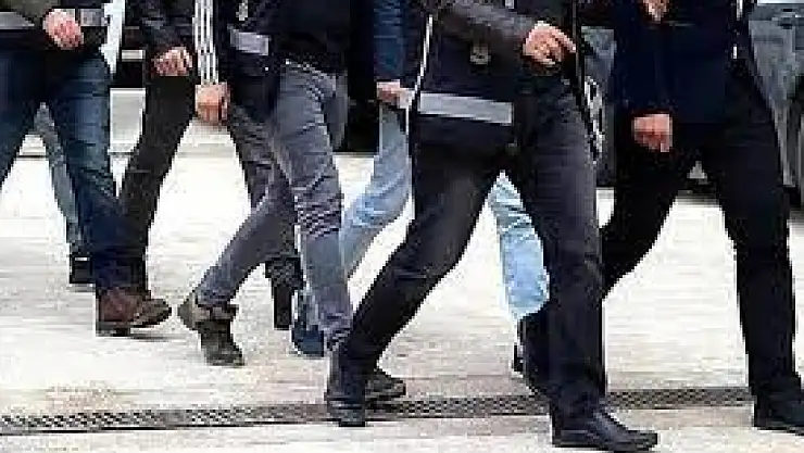 Borsa'da 8 kişiye tutuklama