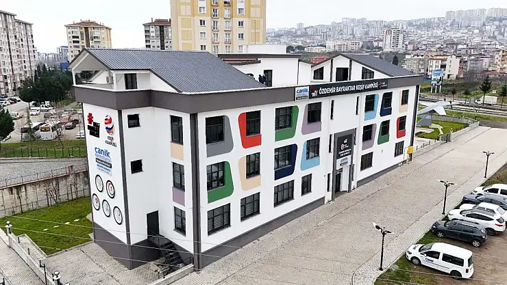 Canik Belediyesi'nden kadınlara yapay zekâ ve dijital girişimcilik eğitimi