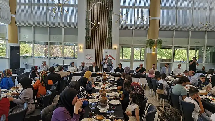 Çarşamba'da koruyucu aileler kahvaltıda buluştu