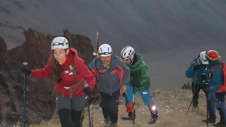 Cumhuriyet Tırmanışı'na 84 dağcı katılacak