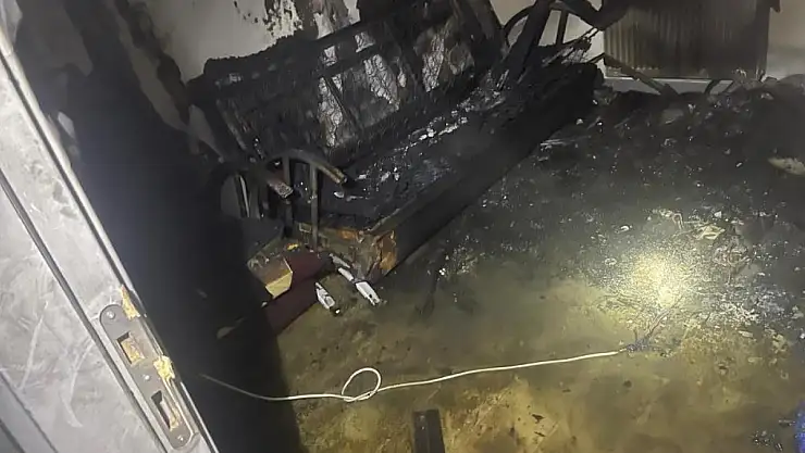 Diyarbakır'da Ev Yangını İtfaiye Ekiplerince Söndürüldü