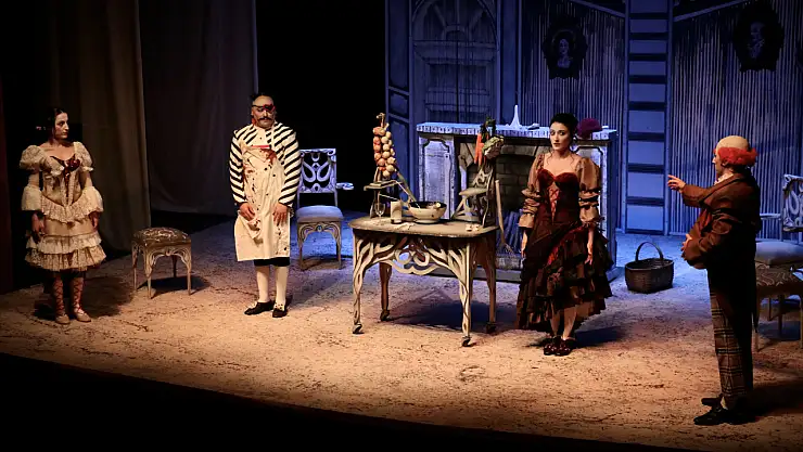 'Doktor Mucize' operası sahnelendi