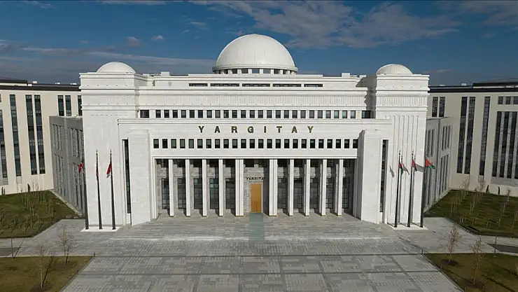 Düğün fotoğrafını izinsiz sergilemenin bedeli: 1 yıl 8 ay hapis