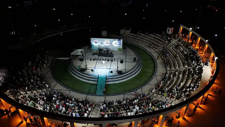 Elazığ'da yaz konserleri coşkuyla devam ediyor