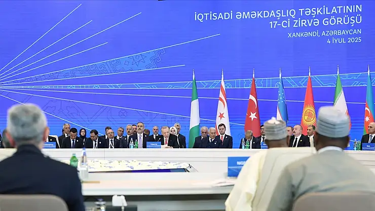Erdoğan, Ekonomik İşbirliği Teşkilatı 17. Zirvesi'nde
