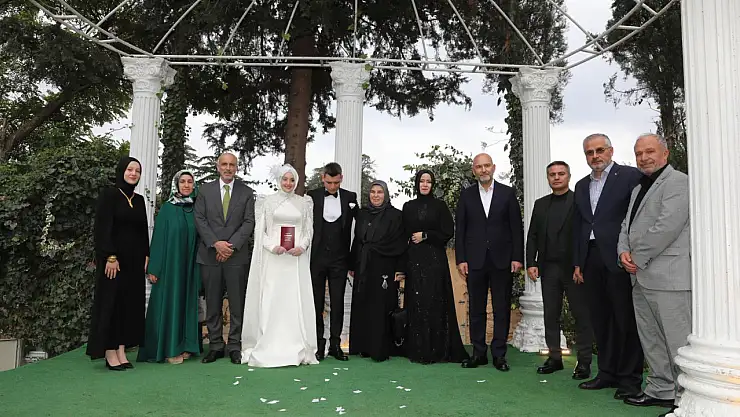 Eski İçişleri Bakanı Süleyman Soylu Bafra'da düğüne katıldı