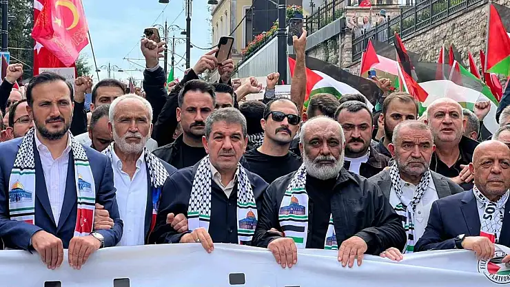 Filistin'e destek yürüyüşü düzenlendi