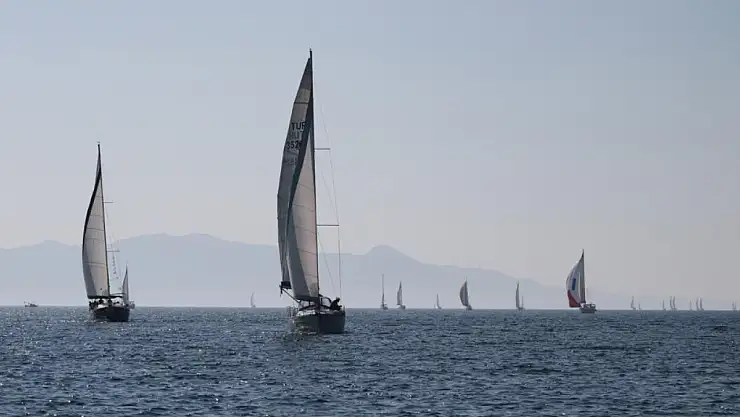 Foça, yelken şenliğine hazırlanıyor