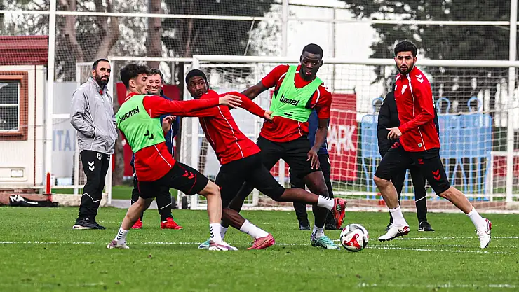 Galatasaray Mesaisi Sürüyor