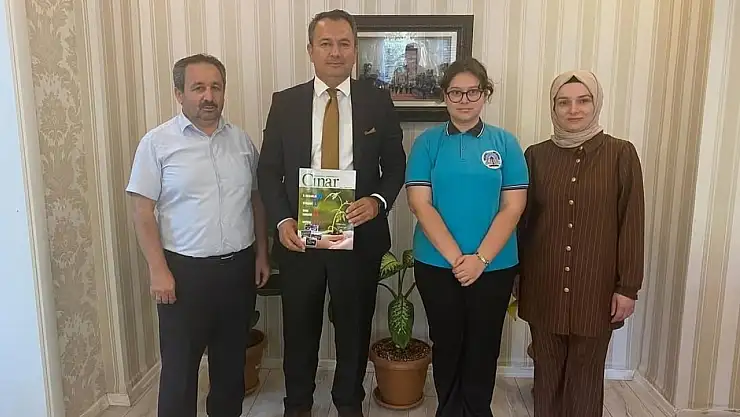 Geleceğin kalemleri 'Çınar'la buluştu