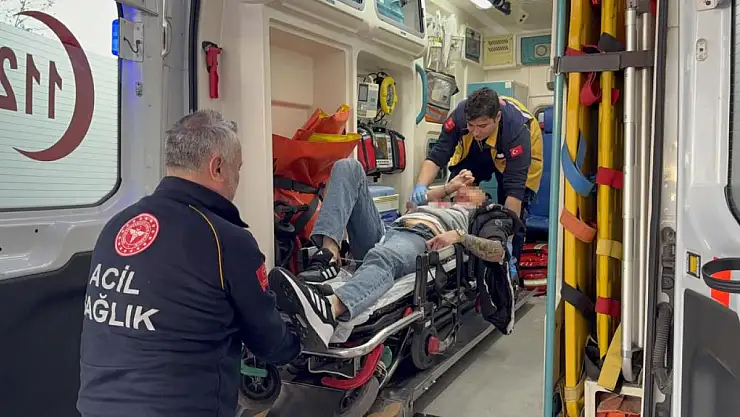 Gençlere silahlı saldırı