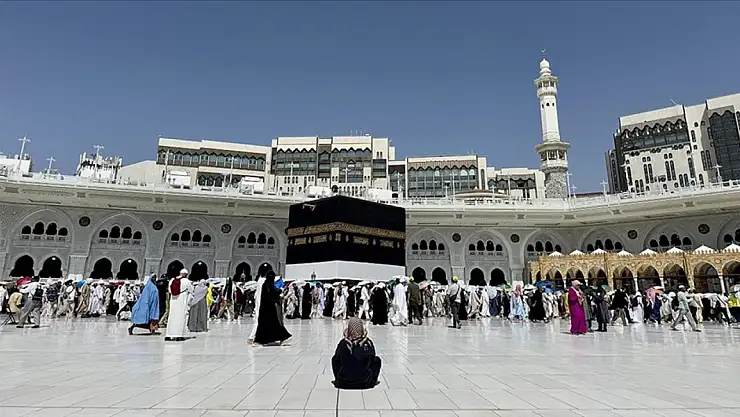 Hacılar Kabe'ye vedaya hazırlanıyor