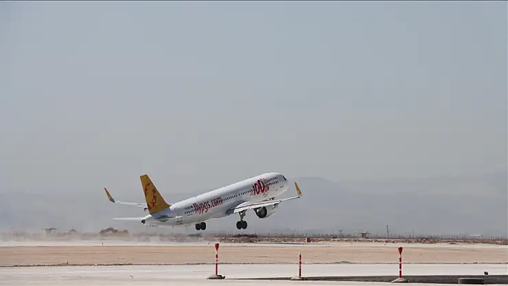 Hatay Havalimanı'nda uçuşlar yeniden başladı