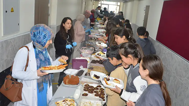 Havza'daki Öğrencilerden Gazze'ye Anlamlı Destek