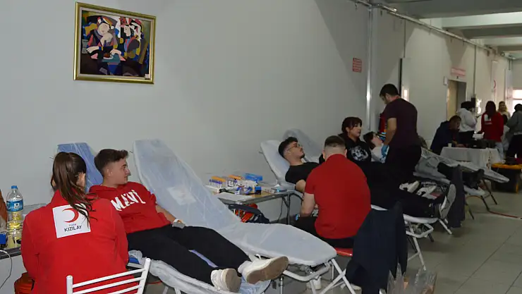 Havza MYO'dan 52 ünite kan bağışı